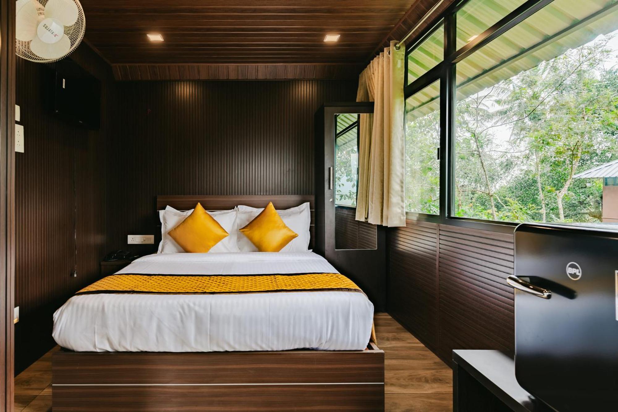 Swag Vista Resort Anachal 외부 사진